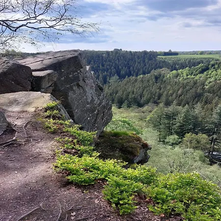 Nature Retreat In Waimes, Cleaning Included وايمس