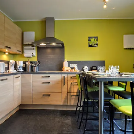 Holiday home Alluring In With Garden, Cleaning Included *